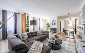Exclusive & Central Duplex Residence By Prestige Homes