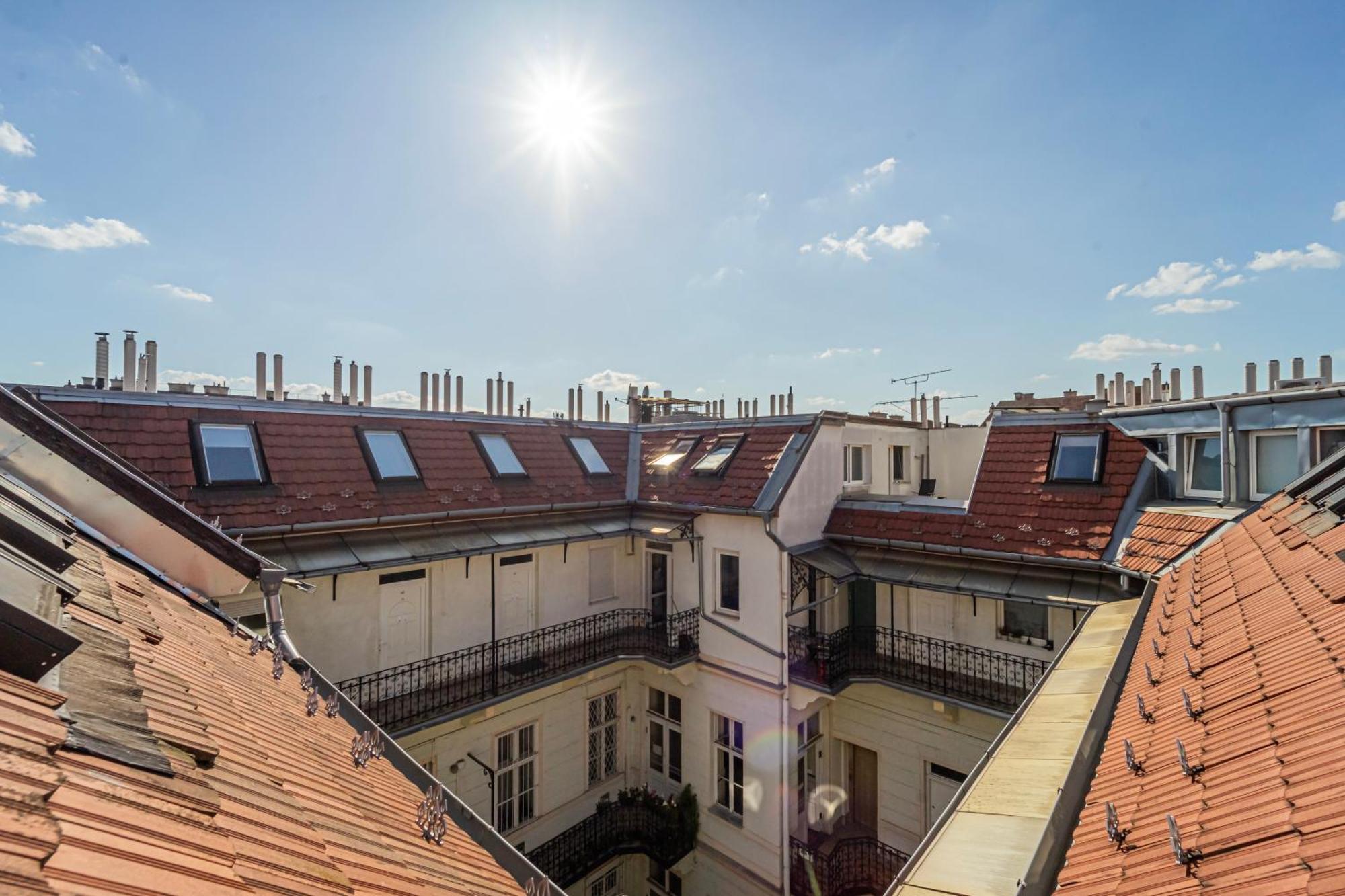 Exclusive & Central Duplex Residence By Prestige Homes Budapest Exterior photo